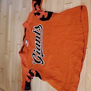 Giants sport tee